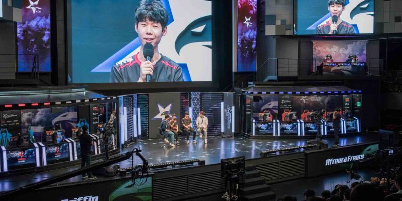 Tại sao nên chọn đặt cược E-sports tại nhà cái